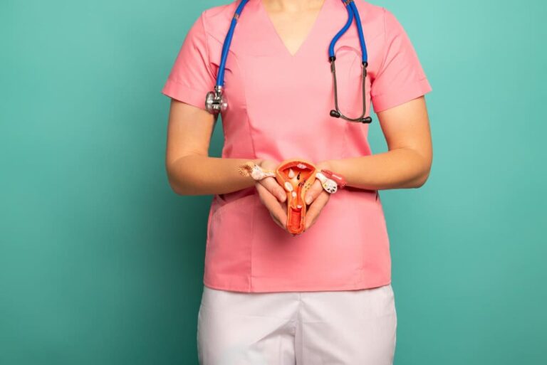 ماهو علاج العضال الغدي في الرحم؟